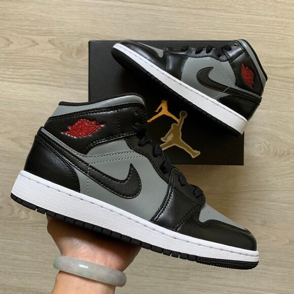 Air Jordan 1 Mid shadow red 4.5Y GR/ 6W